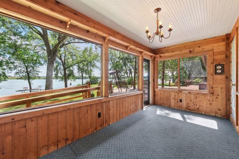 2245 Cottonwood Lake Drive Windom MN 56101