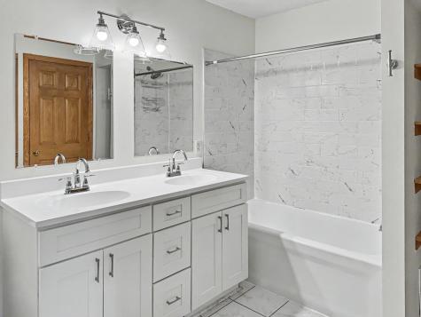 665 Kingfisher Lane Woodbury MN 55125