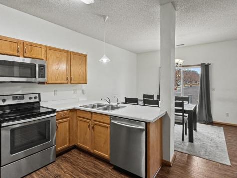 665 Kingfisher Lane Woodbury MN 55125