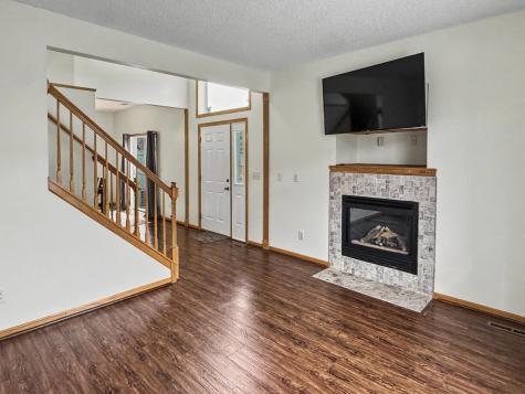 665 Kingfisher Lane Woodbury MN 55125