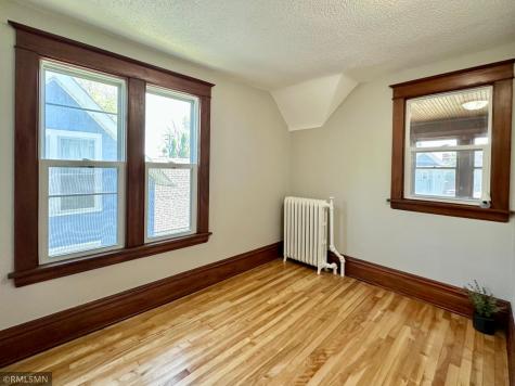 776 James Avenue Saint Paul MN 55102