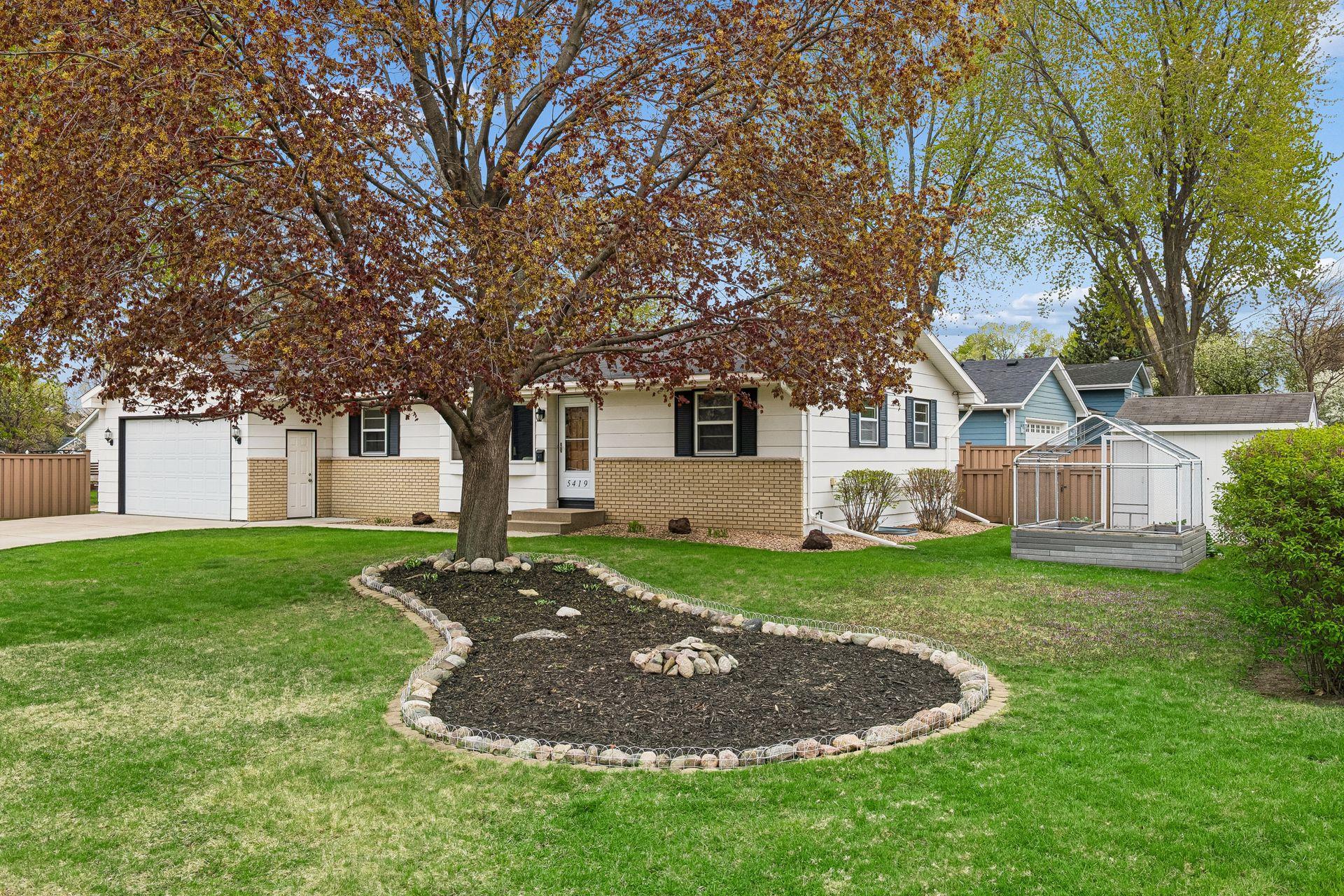 5419 50th Avenue N Crystal MN 55429