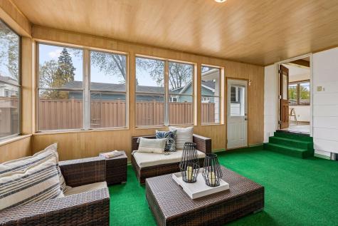 5419 50th Avenue N Crystal MN 55429
