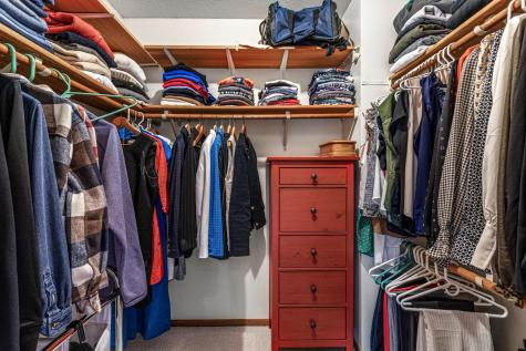 4711 Covington Circle Eagan MN 55122