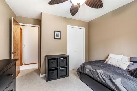4711 Covington Circle Eagan MN 55122