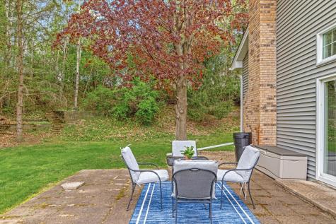 4711 Covington Circle Eagan MN 55122