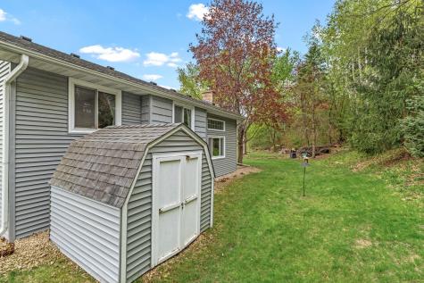 4711 Covington Circle Eagan MN 55122