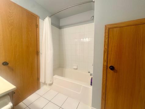 5239 N 6th Street Minneapolis MN 55430