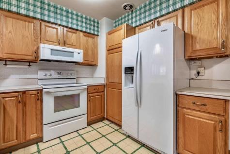413 E St. Charles Avenue Fergus Falls MN 56537