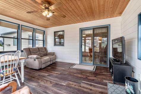 413 E St. Charles Avenue Fergus Falls MN 56537