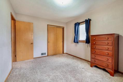 413 E St. Charles Avenue Fergus Falls MN 56537