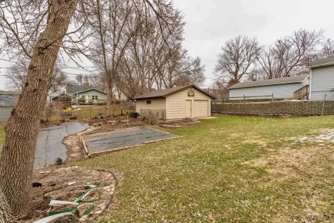 413 E St. Charles Avenue Fergus Falls MN 56537
