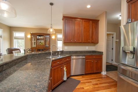 2346 Abbywood Lane North Mankato MN 56003