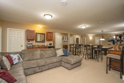 2346 Abbywood Lane North Mankato MN 56003