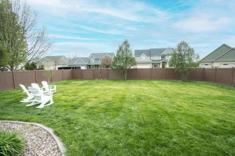 2346 Abbywood Lane North Mankato MN 56003