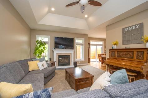 2346 Abbywood Lane North Mankato MN 56003