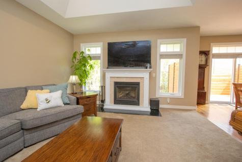 2346 Abbywood Lane North Mankato MN 56003