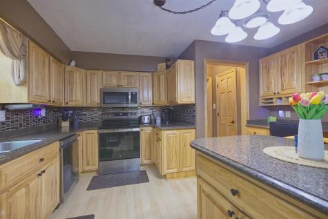 115 Lake Avenue E Winsted MN 55395