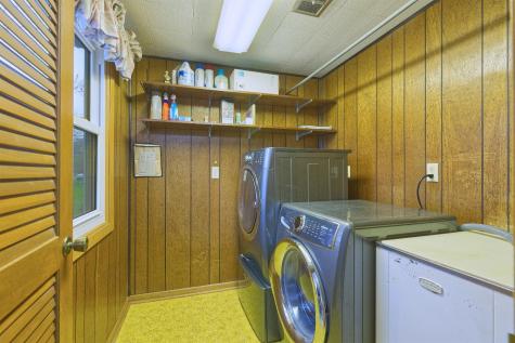 115 Lake Avenue E Winsted MN 55395