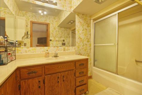 115 Lake Avenue E Winsted MN 55395