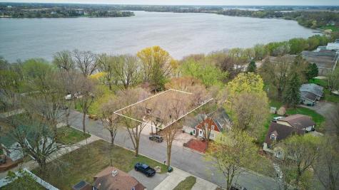 115 Lake Avenue E Winsted MN 55395