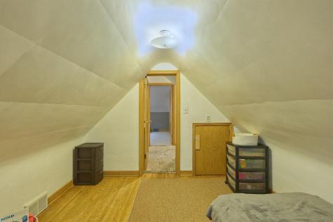 115 Lake Avenue E Winsted MN 55395
