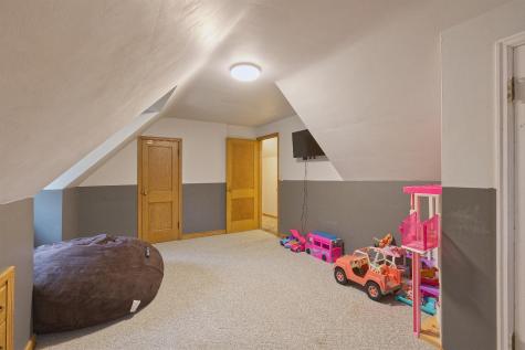 115 Lake Avenue E Winsted MN 55395