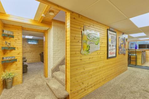 115 Lake Avenue E Winsted MN 55395