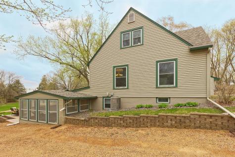 115 Lake Avenue E Winsted MN 55395