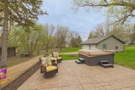 115 Lake Avenue E Winsted MN 55395