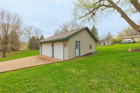 115 Lake Avenue E Winsted MN 55395