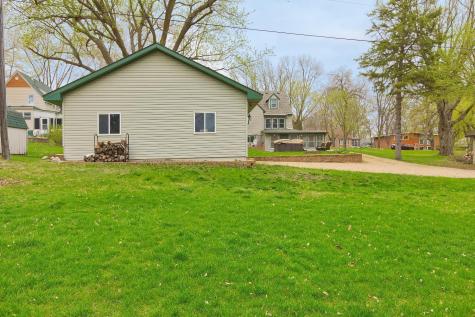 115 Lake Avenue E Winsted MN 55395