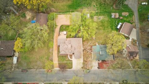 115 Lake Avenue E Winsted MN 55395