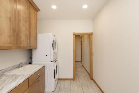249 Chestnut Drive Horace ND 58047