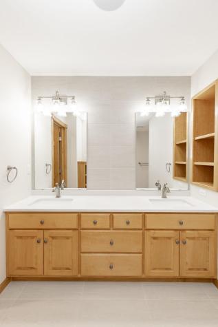 249 Chestnut Drive Horace ND 58047