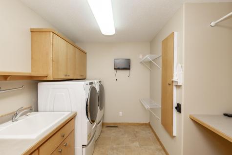 249 Chestnut Drive Horace ND 58047