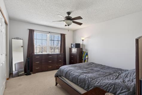 609 Providence Drive Shakopee MN 55379