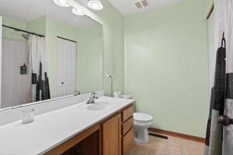 609 Providence Drive Shakopee MN 55379