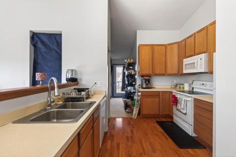 609 Providence Drive Shakopee MN 55379