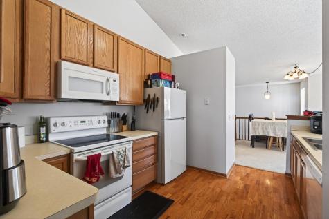 609 Providence Drive Shakopee MN 55379