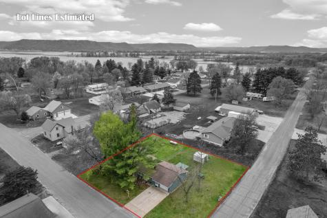 526 S Herman Street Buffalo City WI 54622