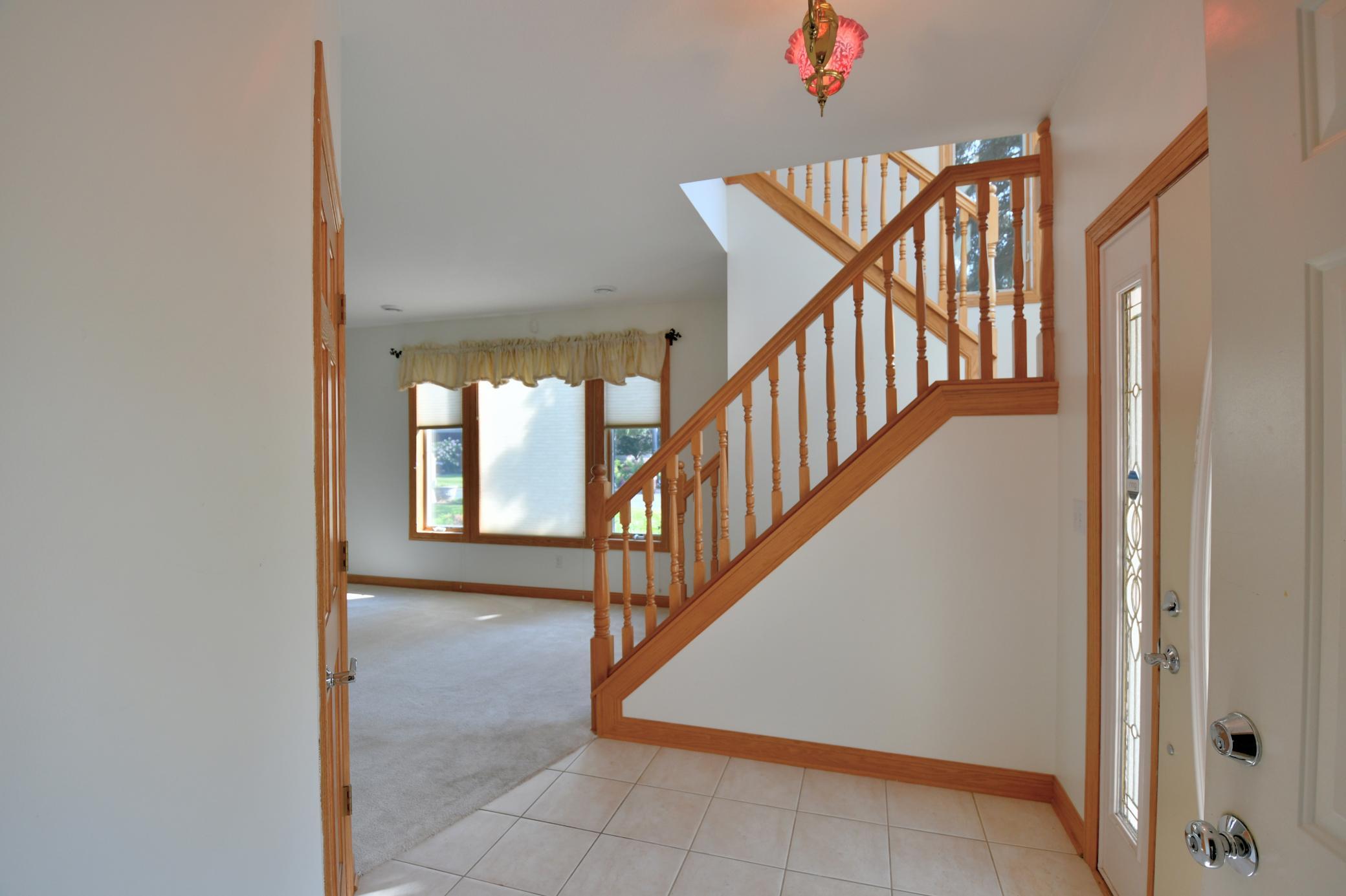 530 Lakeside Bay Drive S Bayport MN 55003