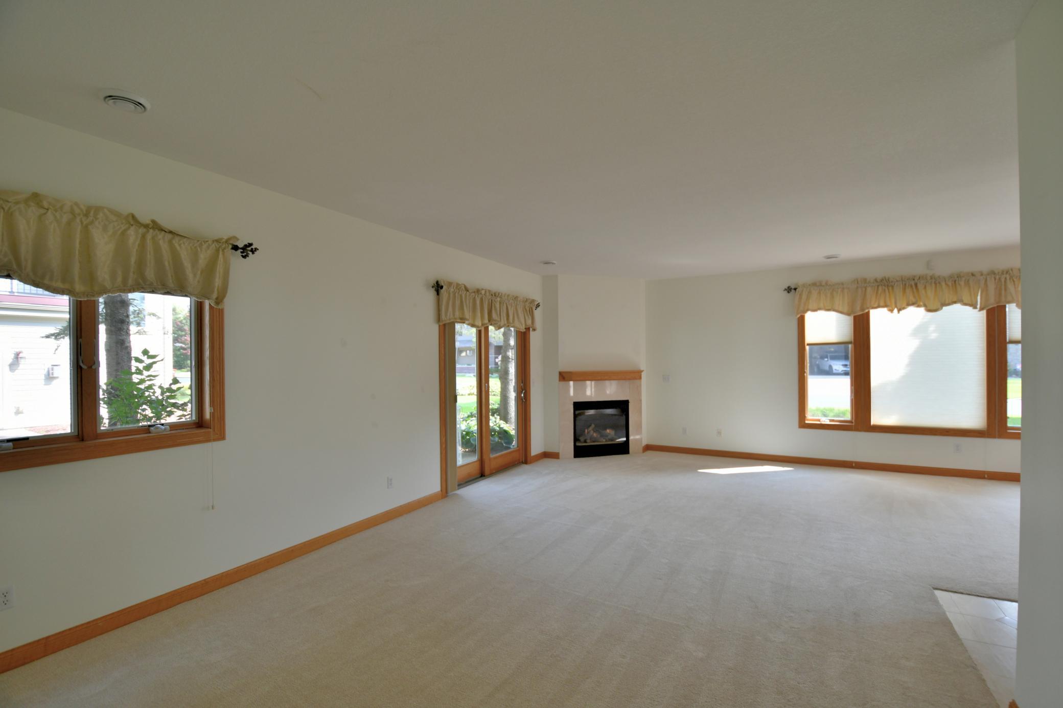 530 Lakeside Bay Drive S Bayport MN 55003