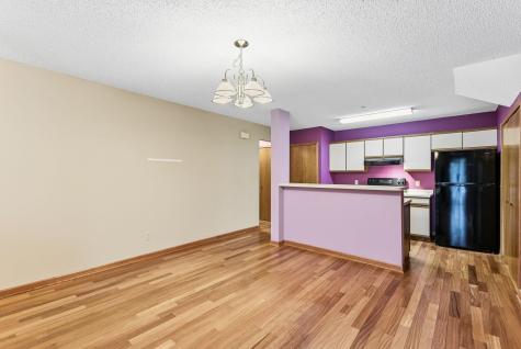 2565 Lockwood Drive Mendota Heights MN 55120