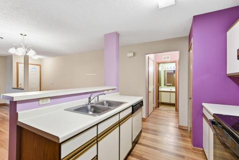 2565 Lockwood Drive Mendota Heights MN 55120