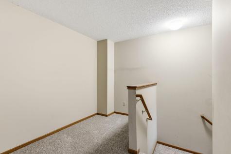 2565 Lockwood Drive Mendota Heights MN 55120