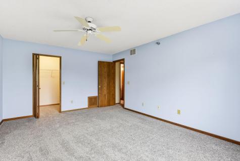 2565 Lockwood Drive Mendota Heights MN 55120