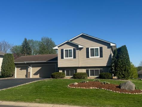 2199 Schoolmaster Drive Chaska MN 55318