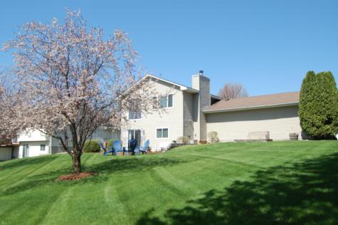 2199 Schoolmaster Drive Chaska MN 55318