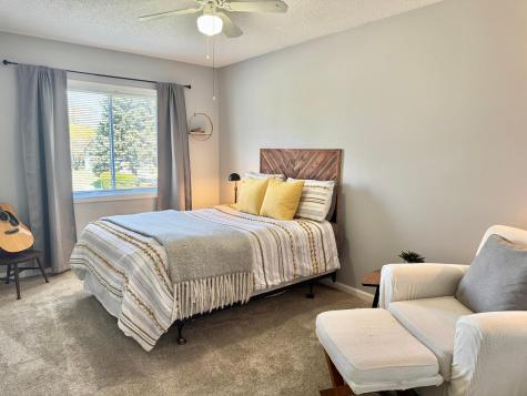 2199 Schoolmaster Drive Chaska MN 55318